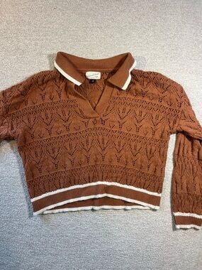 Women's Universal Thread Sweater in Brown with White Trim